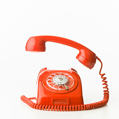 red rotary telephone